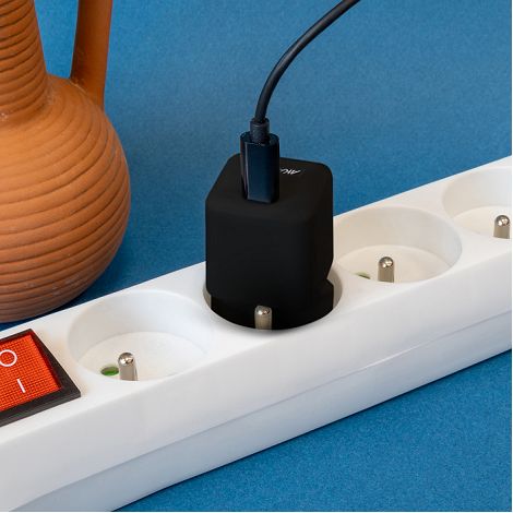  NANO - PRISE SECTEUR NOIRE 30W SUPERGAN ORIGINE FRANCE GARANTIE