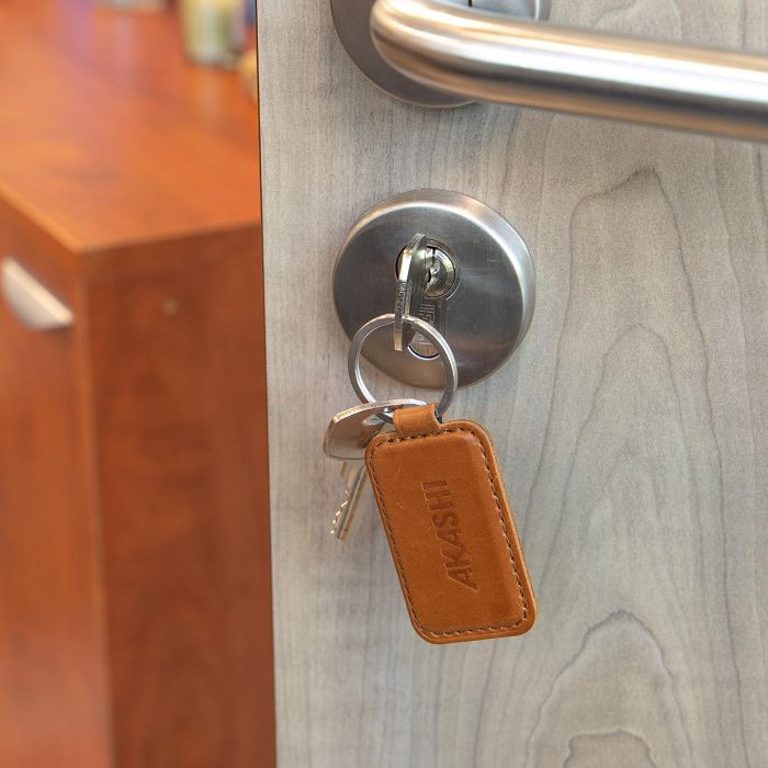  PORTE-CLE EN CUIR VERITABLE MARRON FONCE