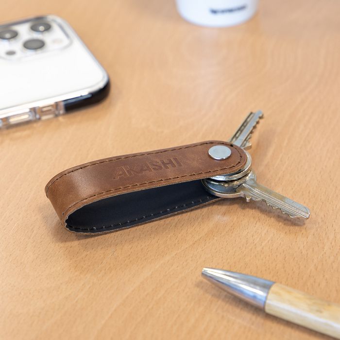  PORTE-CLE VIS EN CUIR VERITABLE MARRON FONCE