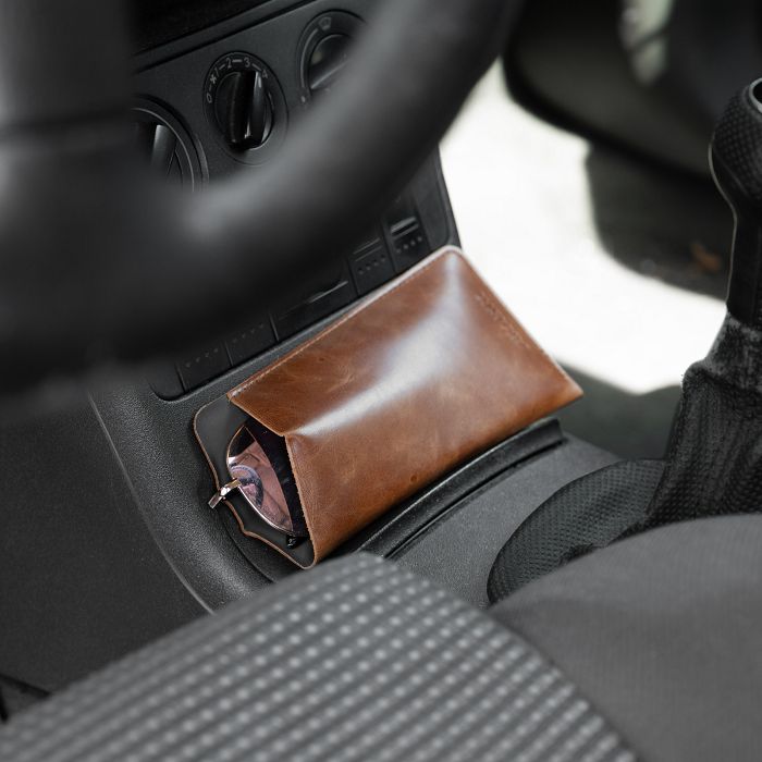  ETUI LUNETTES EN CUIR VERITABLE MARRON FONCE