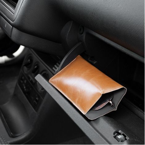  ETUI LUNETTES EN CUIR VERITABLE MARRON CLAIR