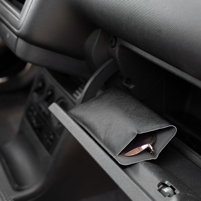  ETUI LUNETTES EN SIMILI-CUIR NOIR GRAINE- MADE IN EUROPE