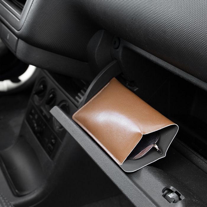  ETUI LUNETTES EN SIMILI-CUIR LISSE MARRON