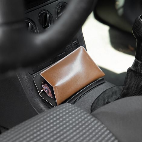  ETUI LUNETTES EN SIMILI-CUIR LISSE MARRON