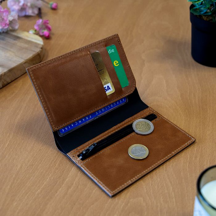  PORTEFEUILLE VERTICAL EN CUIR VERITABLE MARRON FONCE