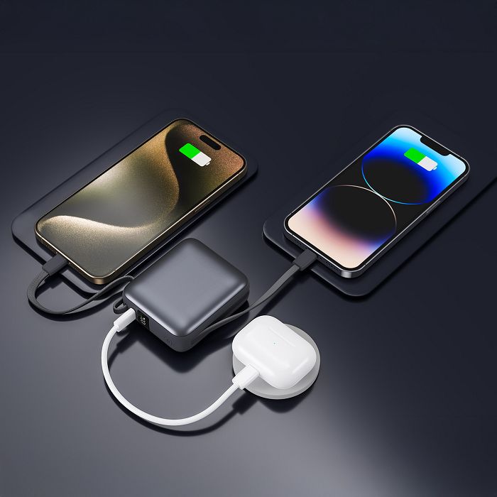  BUSHI - Batterie Powerbank 10,000 mAh avec câbles intégrés à char