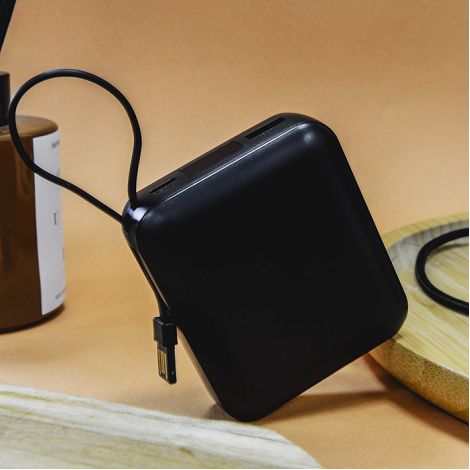  HEIHO - Batterie Powerbank 10,000 mAh avec câbles intégrés à char
