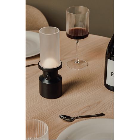  VINGA Lampe de table Niori RCS