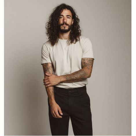  UM T-Shirt (OCS) 
Regular Fit Unisexe