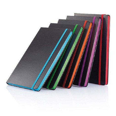 Carnet personnalisé A5 noir couverture rigide contrasté