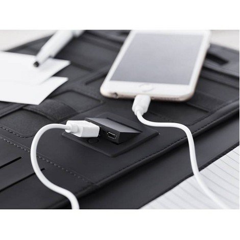 Conférencier A4 et powerbank