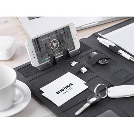 Conférencier A4 et powerbank
