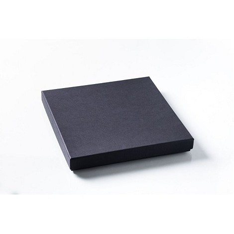 Coffret contenant 72 carrés de chocolat