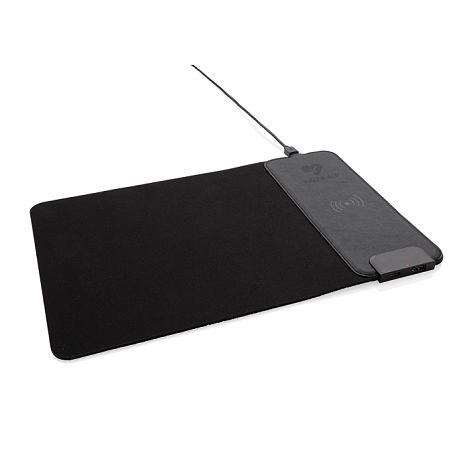 Tapis de souris avec ports USB et chargeur à induction