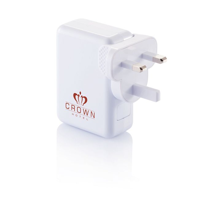  Adaptateur de voyage avec 4 ports USB