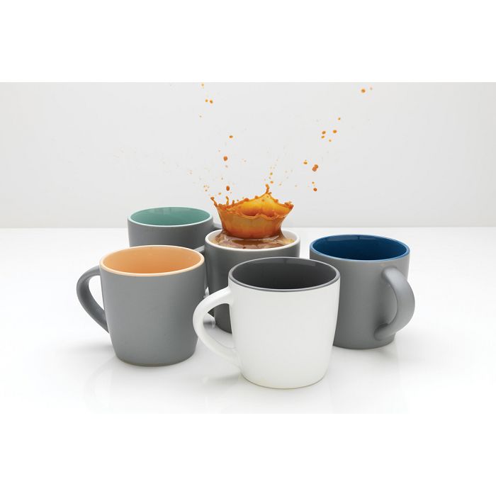  Mug en céramique avec intérieur coloré