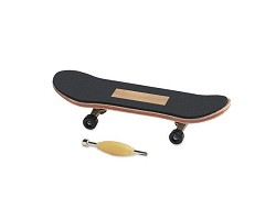 Mini skateboard en bois