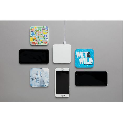 Station de charge à induction 10W avec ports USB