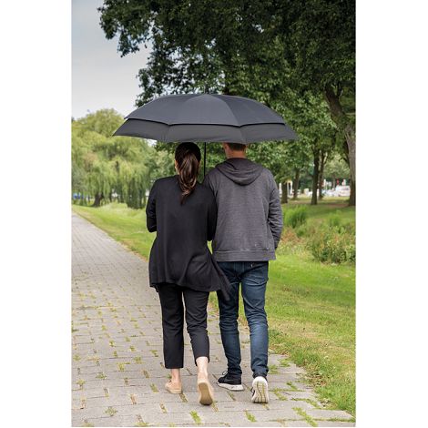  Parapluie extensible de 23 à 27 pouces Swiss Peak AWARE™