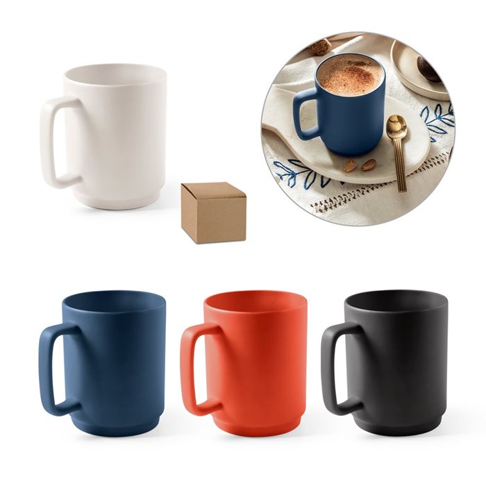  Tasse en céramique avec corps cylindrique