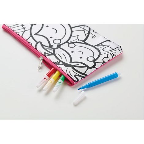 Trousse à crayons avec feutres