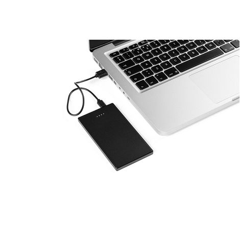  Banque d'alimentation mince en acier inoxydable de 5 000 mAh