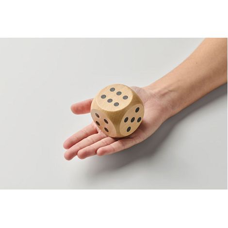 Dés en bois Schima de 5cm dia