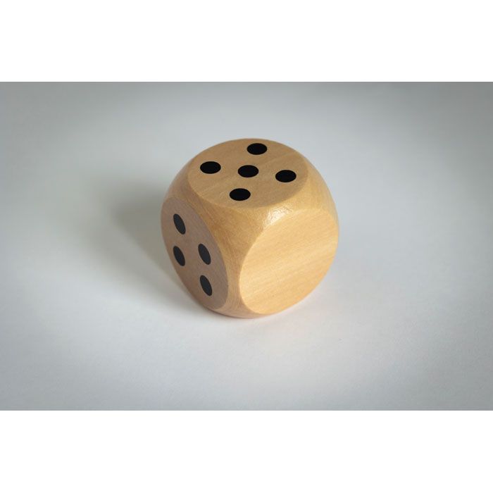  Dés en bois Schima de 5cm dia