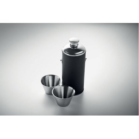  Bouteille avec gobelets