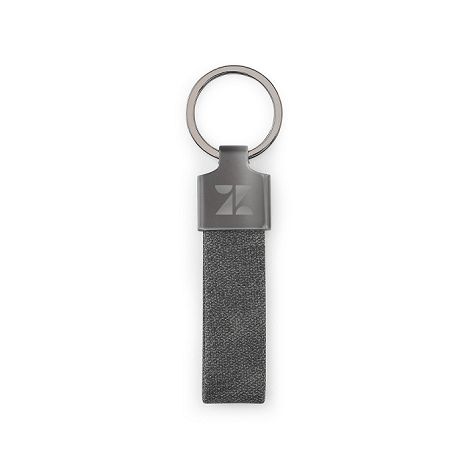 Set composé d'un porte-cartes et d'un porte-clés, tous deux en mé