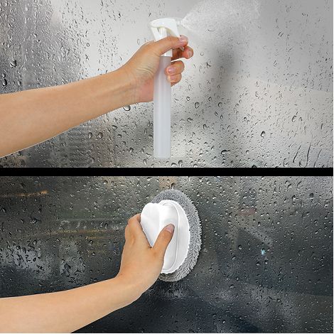 Vaporisateur avec brosse - Blanc